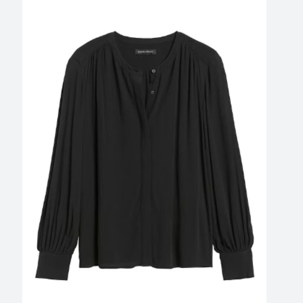 Banana Republic TALL Long Sleeve Classic Black Button Down‎ Pleated Blouse